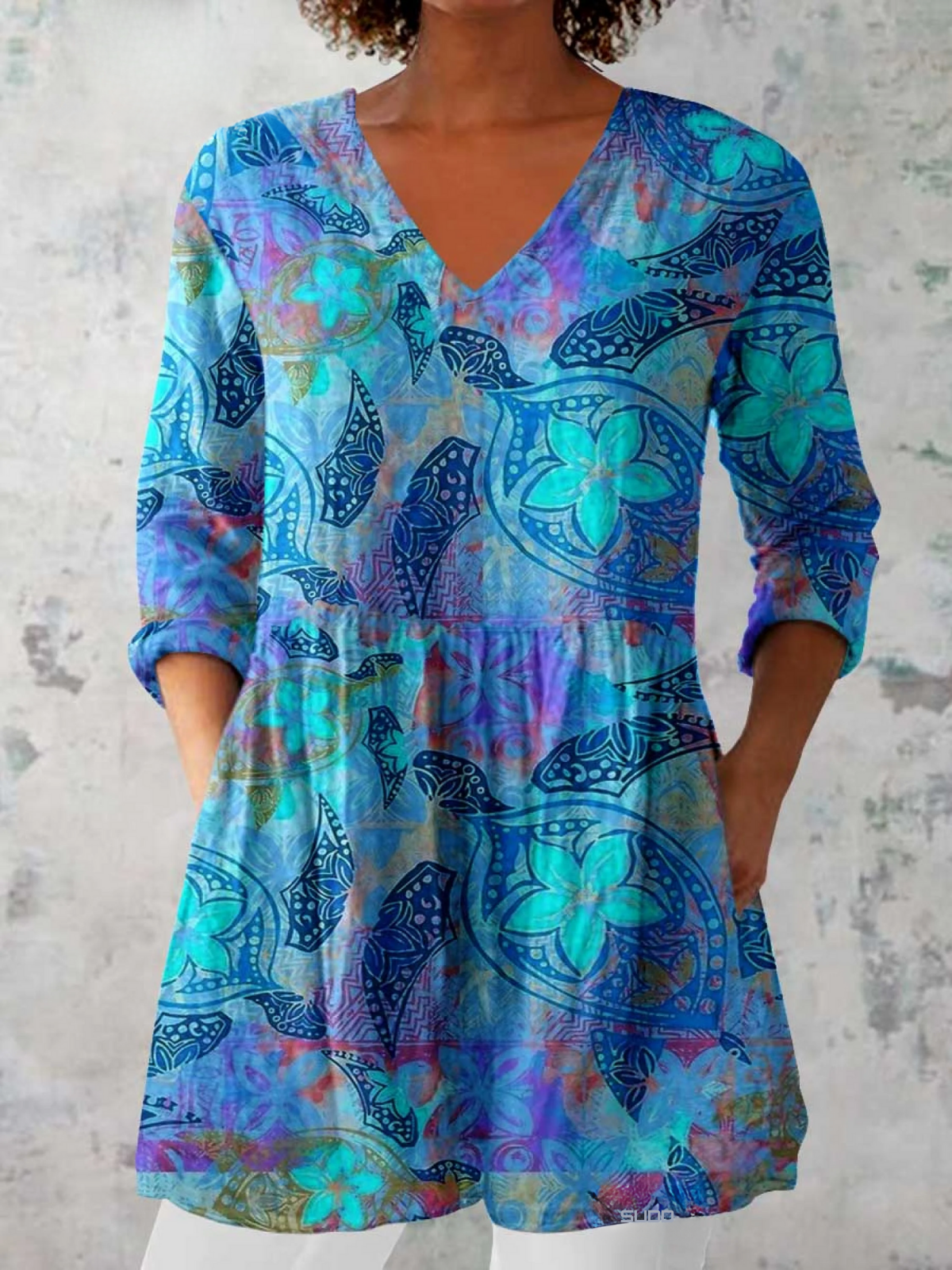 "Juliette | Blusa Lunga con Scollo a V". A minha loja