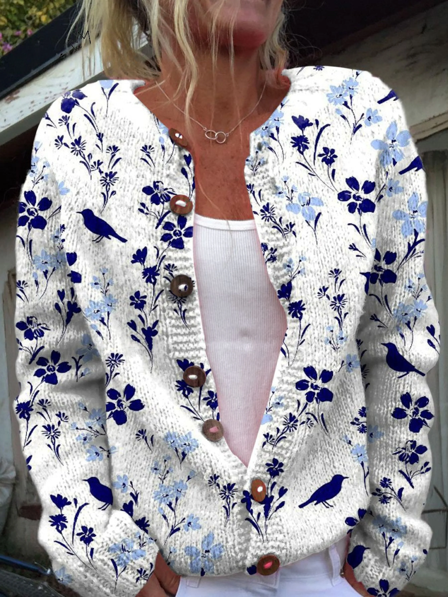 VYNORA | Cardigan Vintage con Stampa Floreale e Bottoni Frontali A minha loja