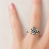 Anello Bohemien Classico con Motivo di Girasole