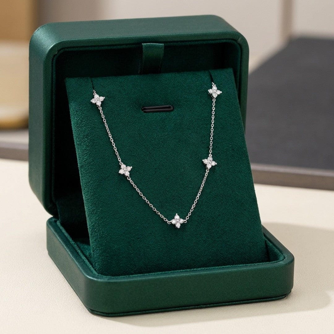 Collana Intarsiata in Zirconia con Motivi Floreali