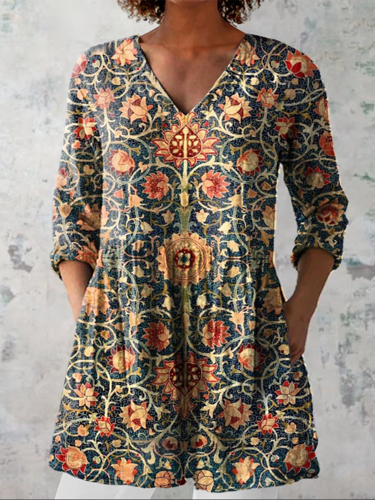"Celine | Camicia Lunga con Scollo a V". A minha loja