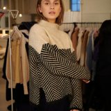Norah | Maglione in Cotone con Collo Alto Elegante A minha loja