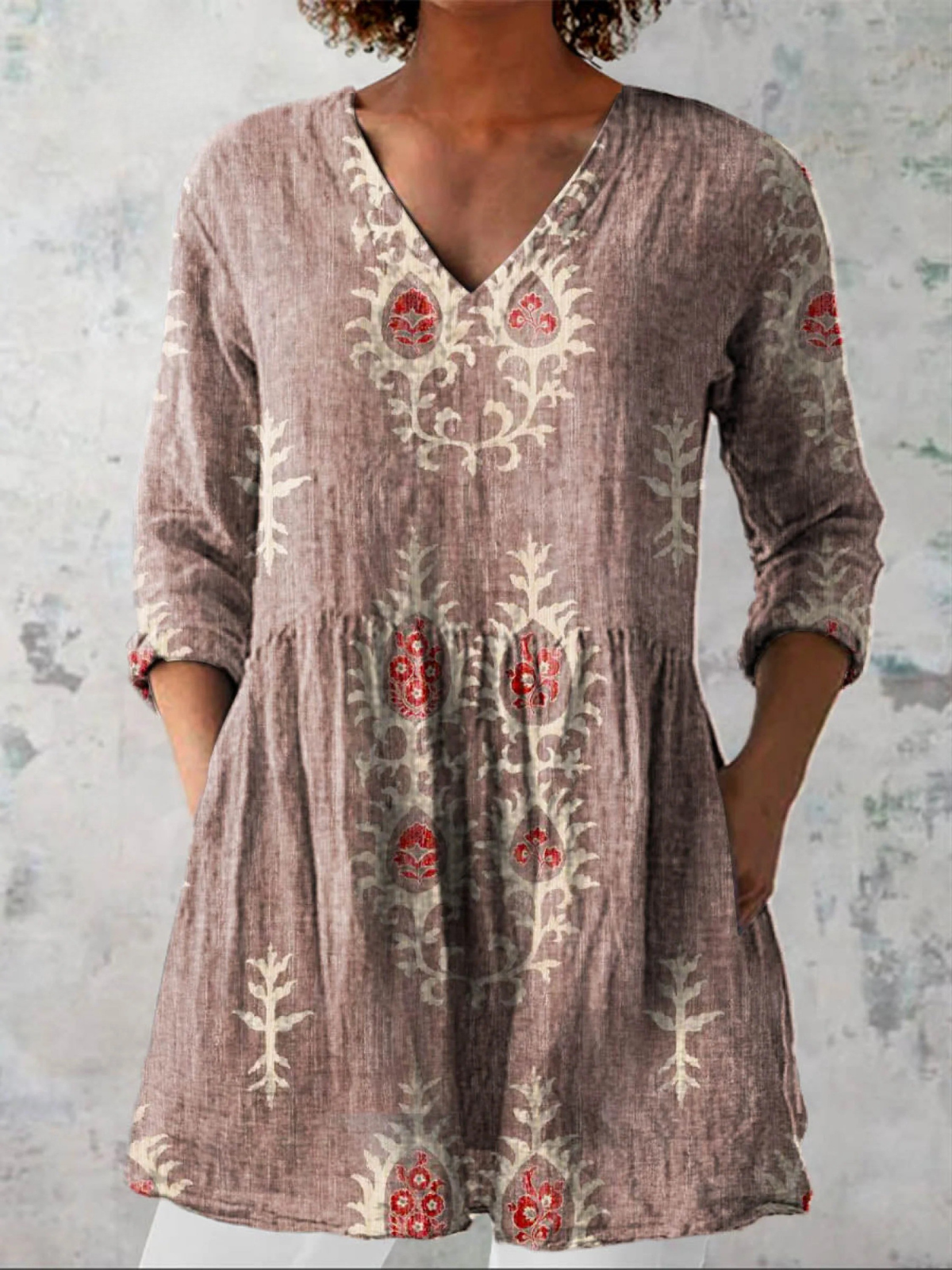 "Elise | Blusa Lunga con Decolleté a V". A minha loja