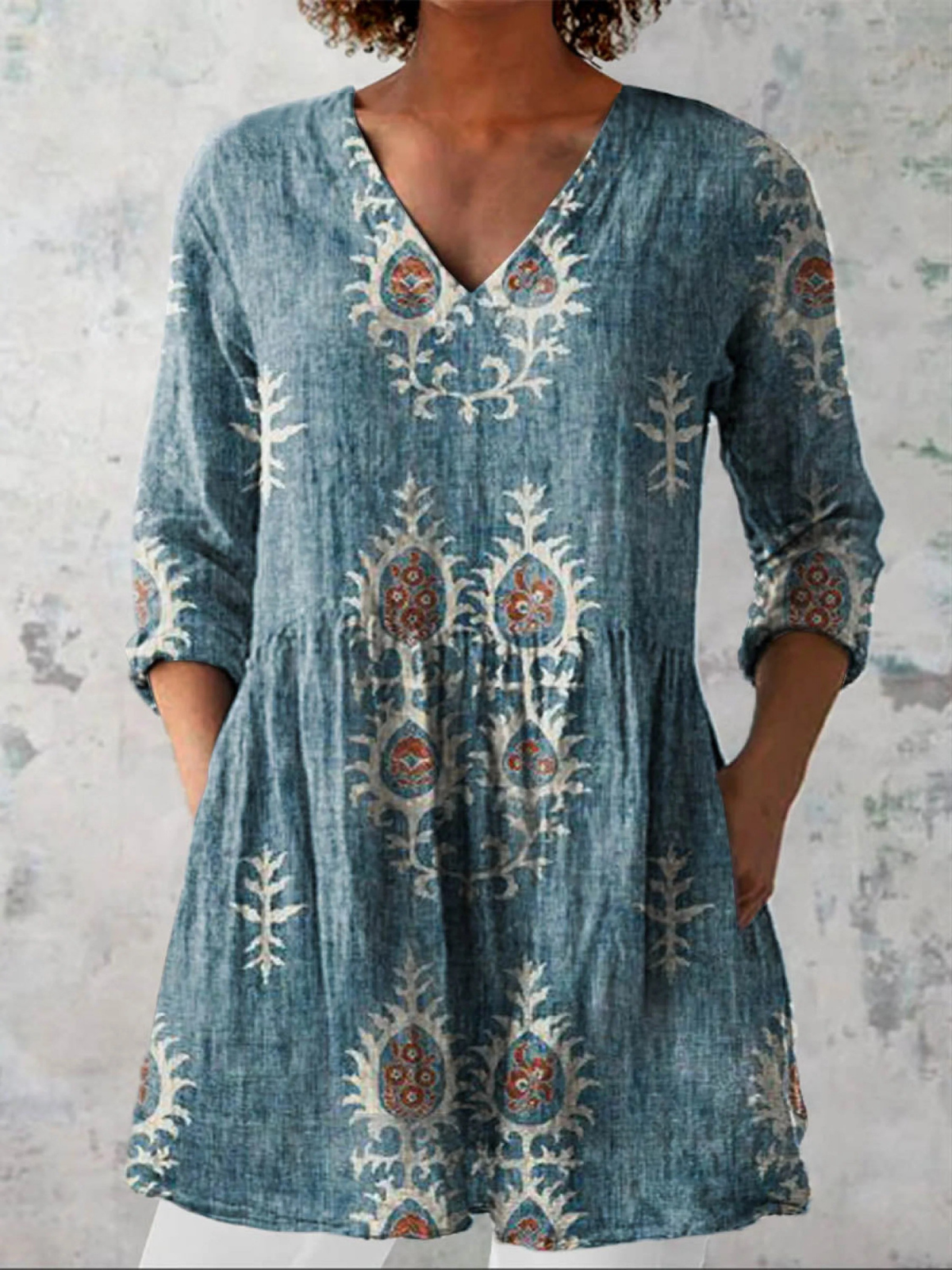 "Elise | Blusa Lunga con Decolleté a V". A minha loja