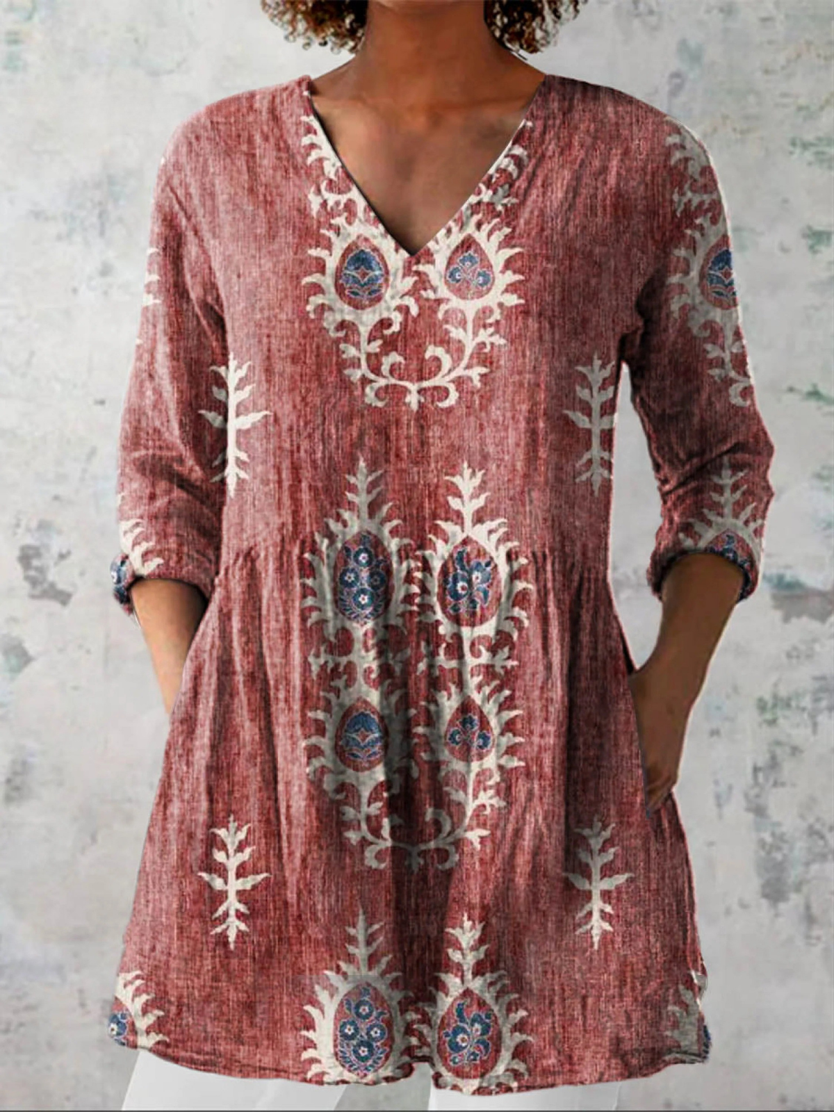 "Elise | Blusa Lunga con Decolleté a V". A minha loja