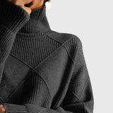Angela™ | Pullover con Collo Alto