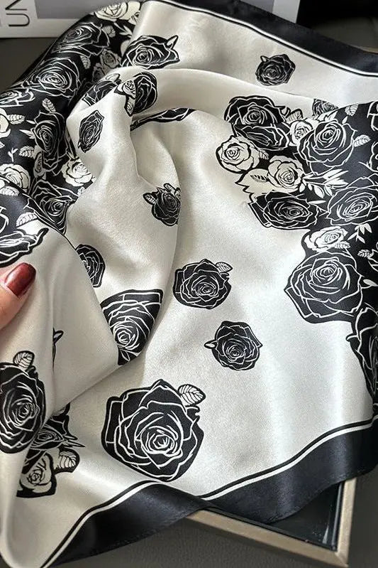 Elodie-huivi (100 % seta – 68 cm) A minha loja