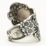 Anello Vintage con Design di Fiori Incisi