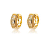 Orecchini a cerchio in zirconia cubica dal design intramontabile