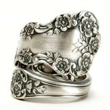 Anello Vintage con Design di Fiori Incisi