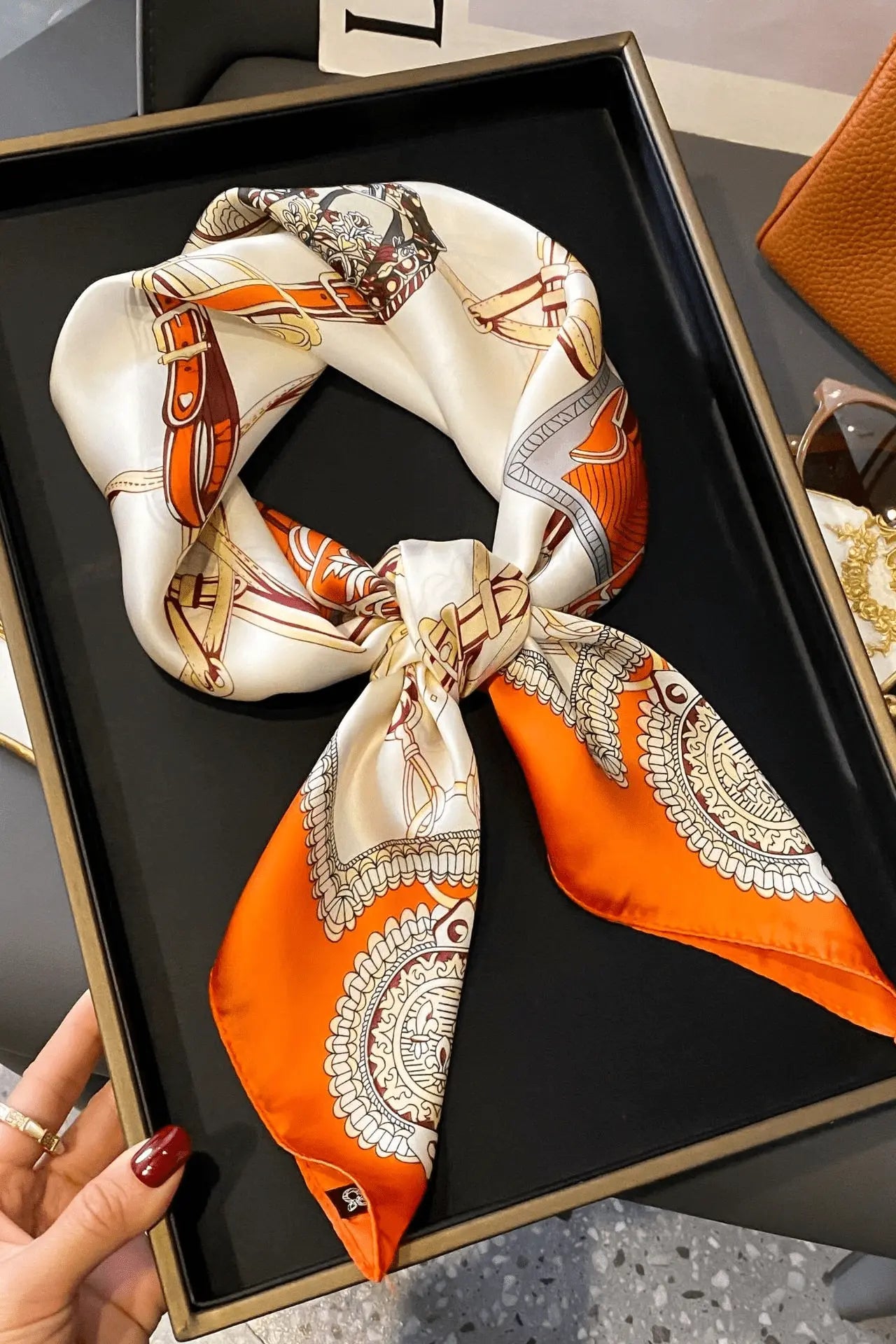 Klara Foulard (100% seta - 68cm) A minha loja