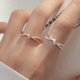 Anello Classico con Nodo a Croce
