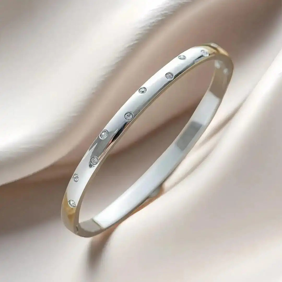 Bracciale Eternamente Elegante in Zirconia Dorata
