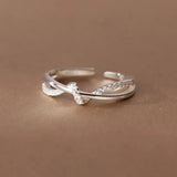 Anello Classico con Nodo a Croce