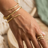 Set di Bracciale e Anello con Design di Serpente Astratto