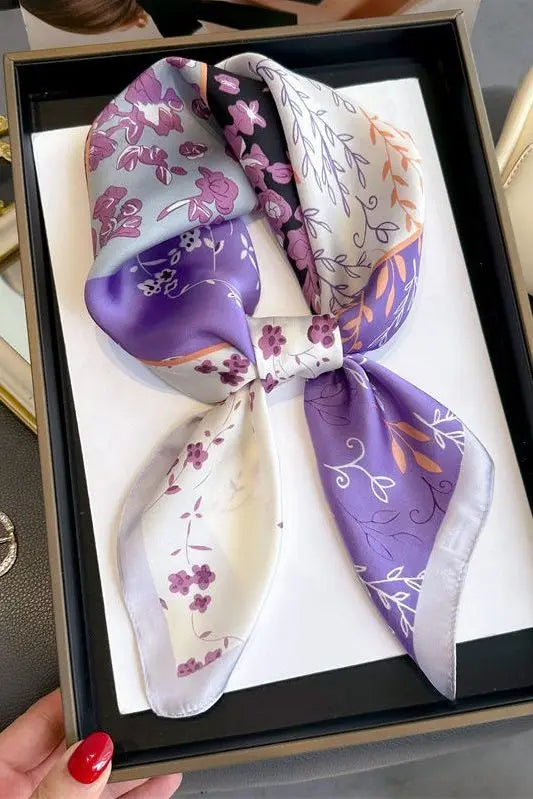 Violetta - sciarpa all'uncinetto (100% seta - 68cm) A minha loja