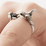 Anello Regolabile con Colibrì e Pietra Flora