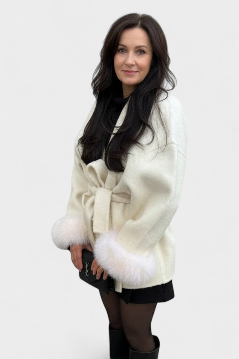 Dagmar™ | Cappotto elegante con pelliccia ecologica A minha loja