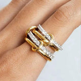 Set di Anelli Intrecciati in Zirconia
